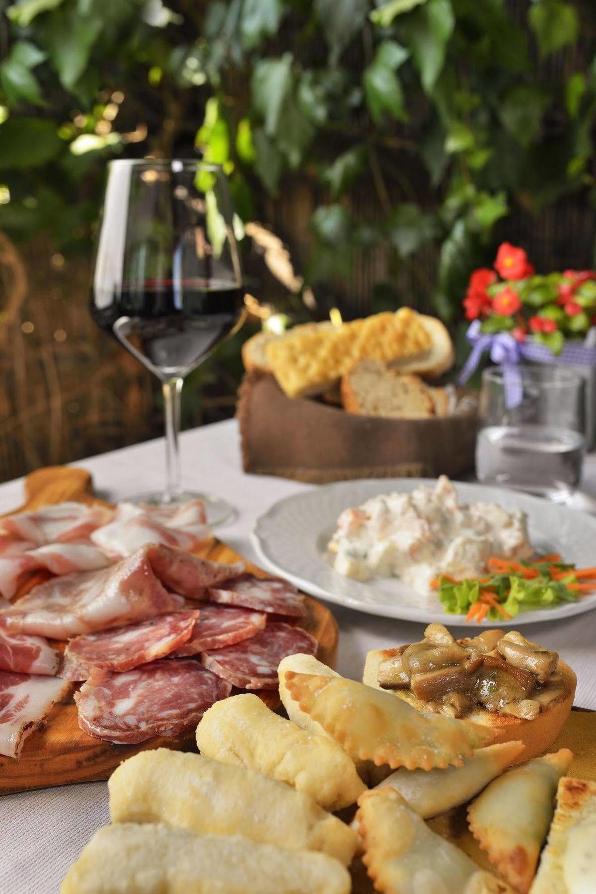 Antica Locanda Luigina Mattarana Exterior photo