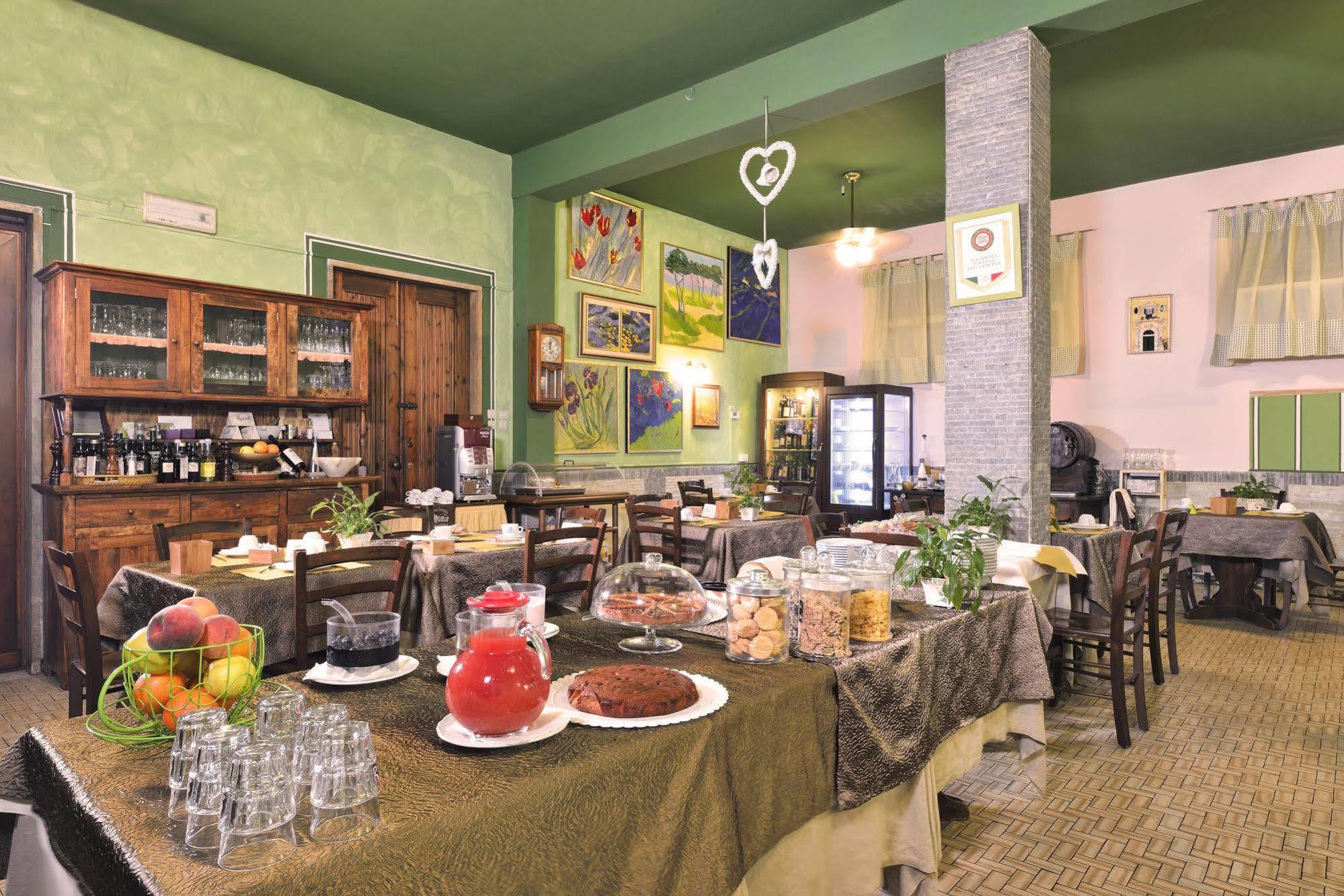 Antica Locanda Luigina Mattarana Exterior photo
